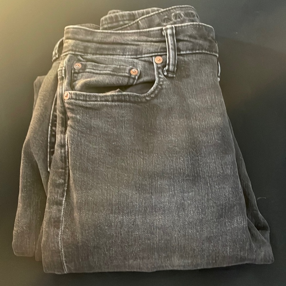 Black AE Skinny Jeans 32x34